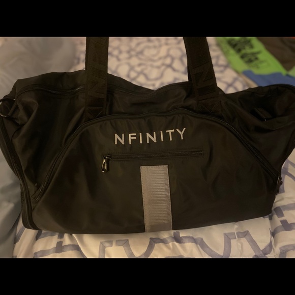 NFINITY Handbags - NFINITY CHEER DUFFEL BAG